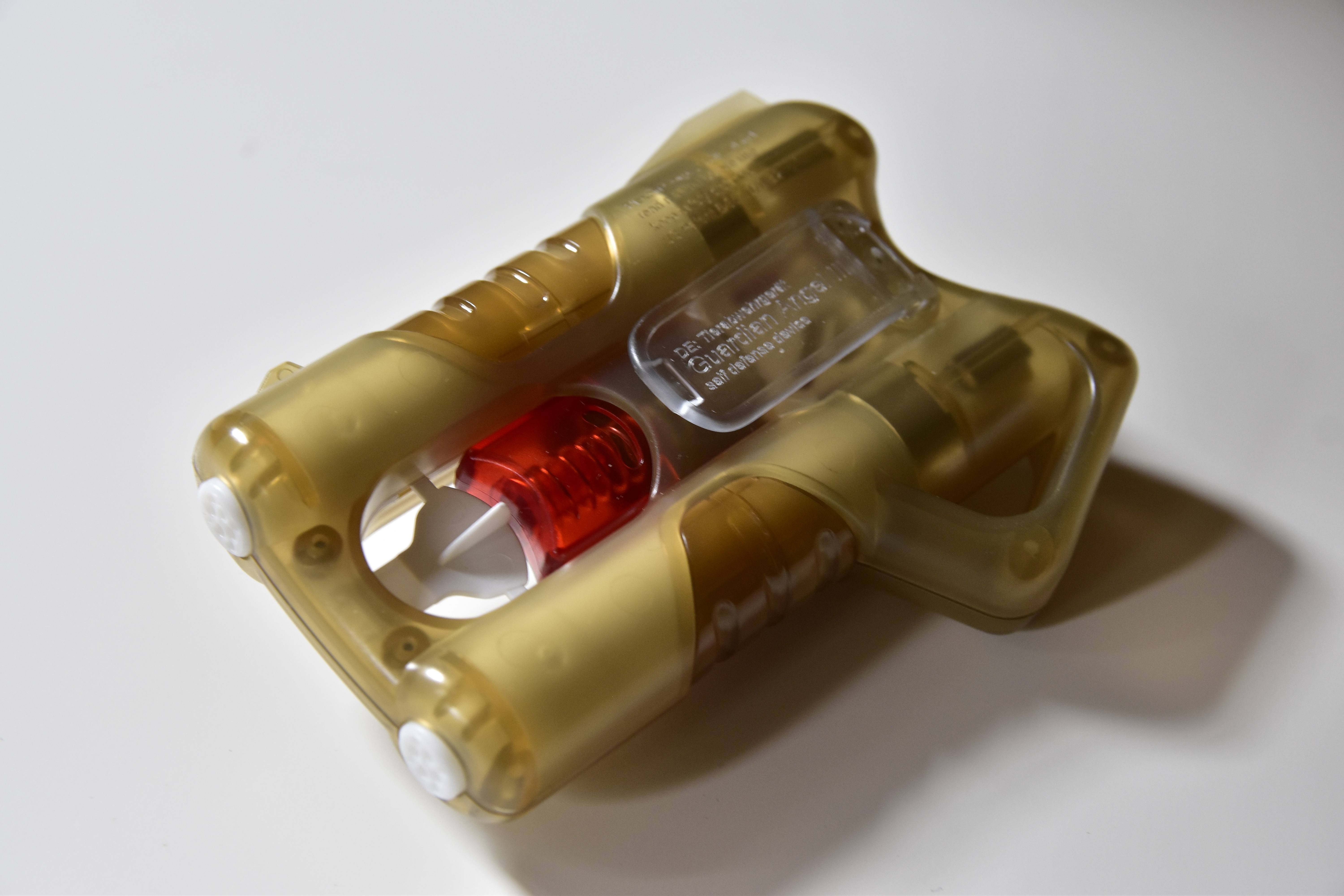 Guardian Angel - widok z boku pokazujący ergonomiczny design